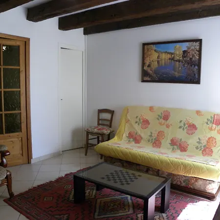 Le Noyer Holiday home